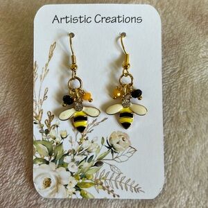 Bumble Bee Fashion French Wire Earrings NWT Handcrafted Artistic Creations 1.5”